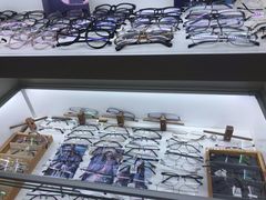 -广州宝岛眼镜武汉和光眼镜市场西区店