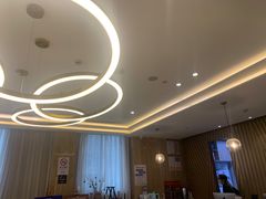 -上海外滩老码头亚朵酒店