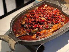 -江边城外烤全鱼(世茂广场店)