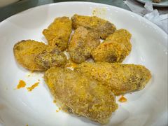 蛋黄鸡翅一个-红灯笼龙凤饭店(宁波老字号店)