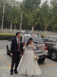 -乔伊婚纱