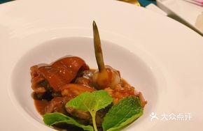 Pork Trotter Fugangqiang