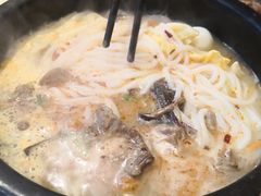 -桥思缘云南过桥米线