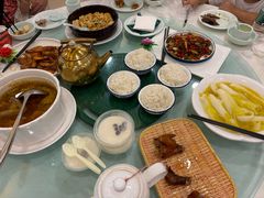 -五谷芳乳鸽王(梅沙老店)