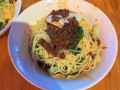 -八一路好吃街(雨田商务大厦店)