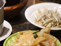 -董厨煨汤馆(车站路店)