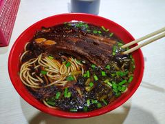 -小龙大肉面馆