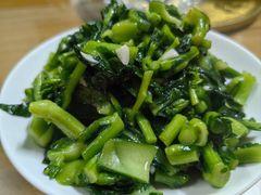 -芦茨金富饭庄·25年老字号·专做稻草鸡