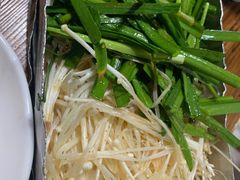 韭菜、金针菇拼盘-久儿地炉烤肉(海信慧园店)