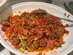小炒黄牛肉-鱼你相聚·河鲜馆(袁家岭店)