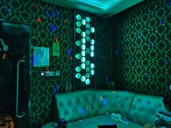 -吉星氧吧量贩式KTV(惠乐购百货店)