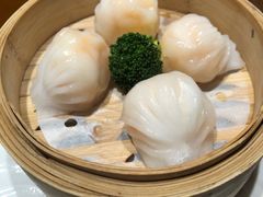 -广州中心皇冠假日酒店·百粤楼