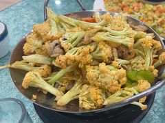 -鹤乡东北菜(崮山路店)