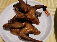 驰名石岐乳鸽-石岐佬中山菜馆(张溪店)