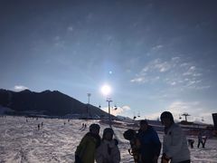 -丝绸之路山地度假区滑雪场