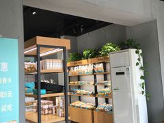 面包甜点陈列柜-罗莎蛋糕(奥山府店)