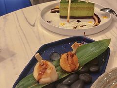 臻品鹅肝带子配盐之花-Petit Oyster叫嚎(平安金融中心店)