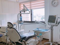 -Dr.Z dental仁康种植矫正中心