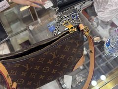 -六六奢品·vintage中古·回收二手奢侈品包包手表首饰(环球港店)