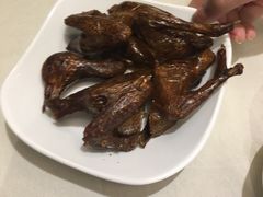 脆皮乳鸽-老东吴食府(雅都店)