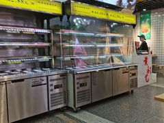 -八一路好吃街(雨田商务大厦店)