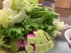 -明月食府(二区干二路店)