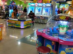 -爱玩嘉年华(江北一店)