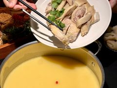 -鲜入唯煮·港式海鲜牛肉火锅(金宝街店)