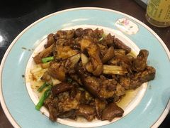 -大鸭梨烤鸭店(金顶街店)