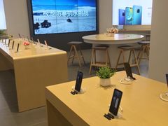 -华为授权体验店(中山公园来福士)