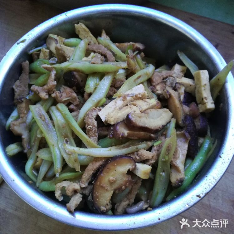 吃米饭的好伴侣之四季豆炒肉!