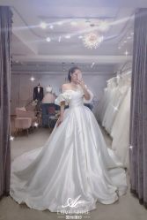 -LOVE SHINE婚纱·红鼎庄龙凤褂·妈妈装定制