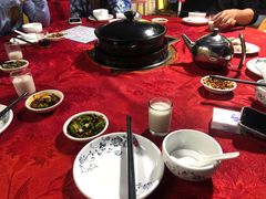 -花苑美食横琴生蚝火锅(拱北粤华路店)