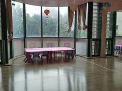 -星空布洛早教·托育(滨江店)