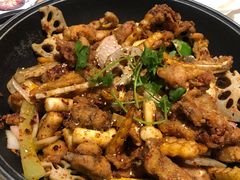 干锅牛蛙-渝蛙馆(新百店)