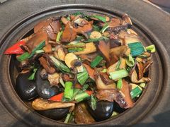 -云海肴·汽锅鸡·云南代表菜(浦江欢乐颂店)