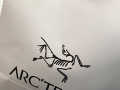 -ARC'TERYX始祖鸟(北京王府中环店)
