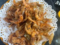 炸小河虾-一品渔乡·水库灶台鱼·乐享庭院