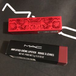 -M·A·C