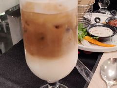 -Mark&Mars Restaurant