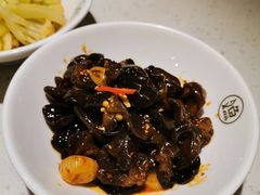 爽口小木耳-江渔儿酸菜鱼·拔草餐厅(虎门君乐汇店)