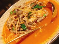 酸汤羊杂-丝路金桃·新疆菜(徐汇店)