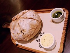 -恰餐厅及酒吧 CHAR Bar & Grill (北京丽都皇冠假日店)