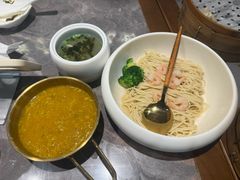 -莱莱小笼·乔艾