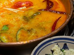 -洱火云南酸菜牛肉火锅(石景山当代商城店)