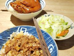 -红猪卤肉饭(大西洋美食城店)