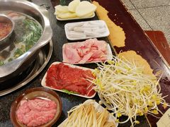 -邓莽子老火锅(中兴路总店)