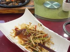 水毛根牛肉-东馆和天下特色餐饮(工农店)