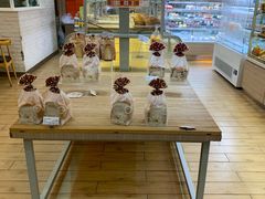 面包甜点陈列柜-沁园(新沙正街店)