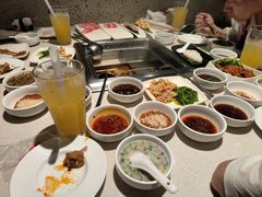 -海底捞火锅鲜切牛肉主题店(长寿路店)